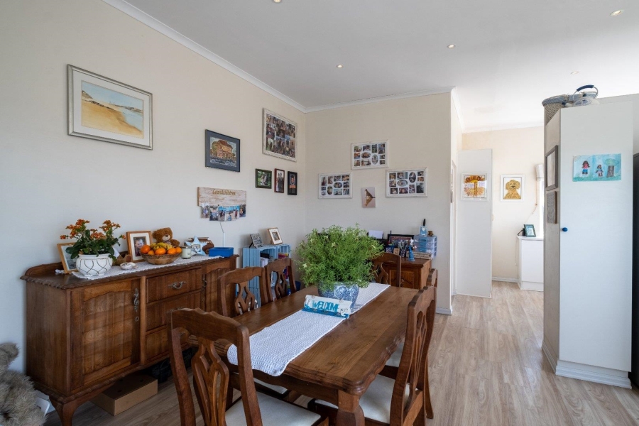 To Let 1 Bedroom Property for Rent in Kidds Beach Eastern Cape
